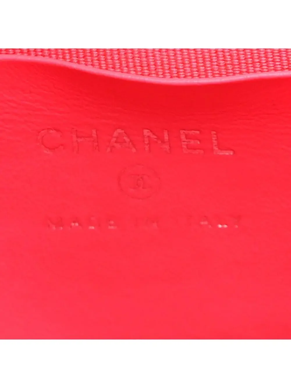 CHANEL elevate your